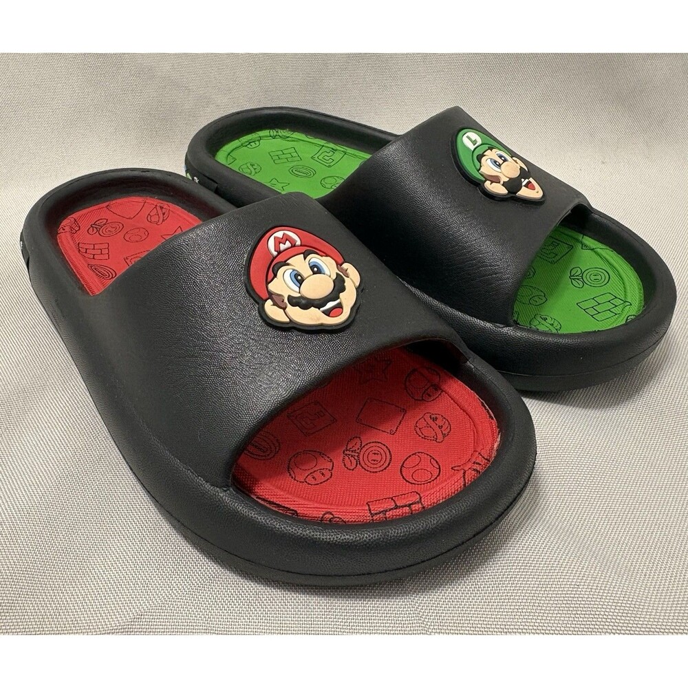 Ground Up Super Mario Black Lightweight Slip On Comfort Slide Sandals Youth Sz 2
